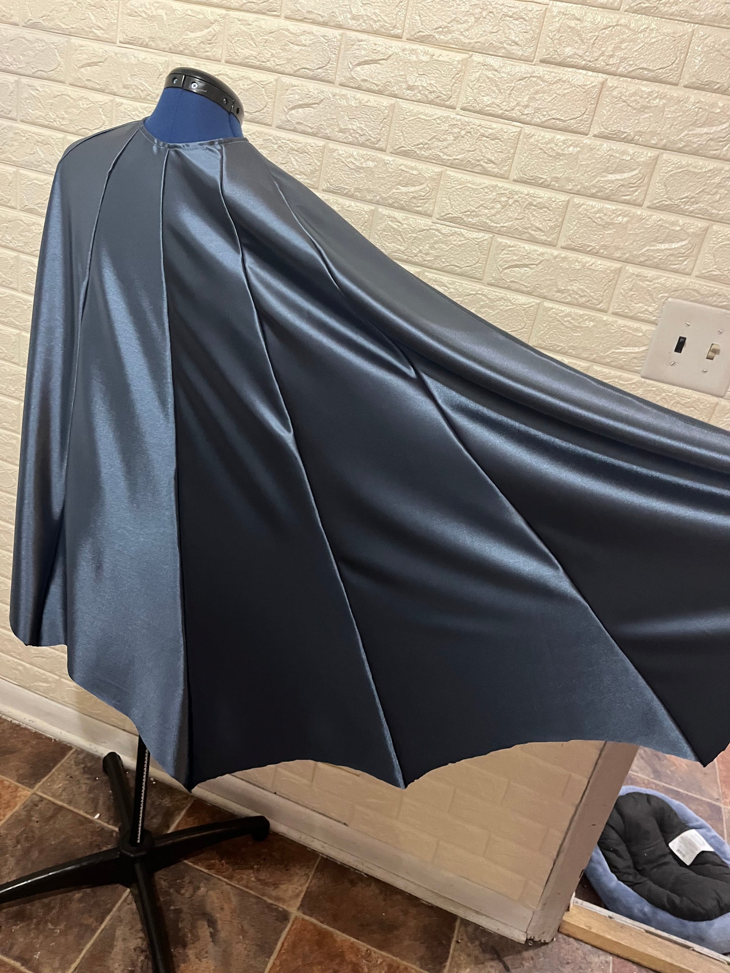 Standard Crusader Gal Cape